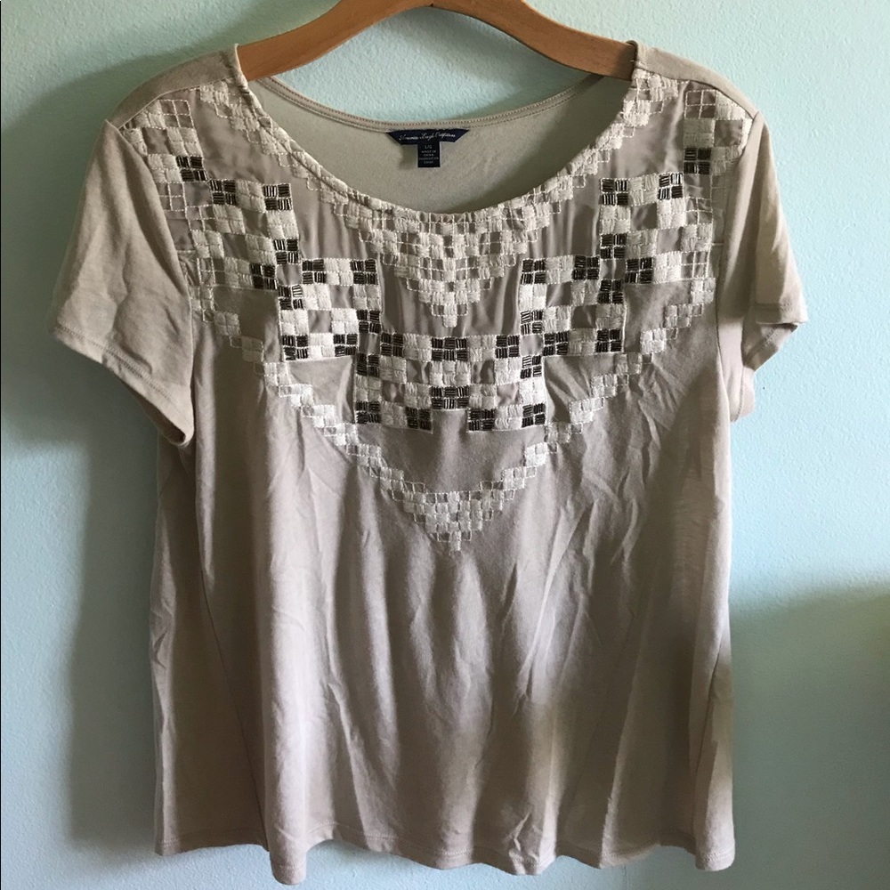 American Eagle Triangular Pattern Tee